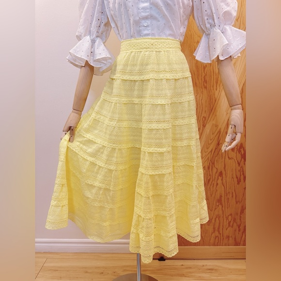 Cotton yellow skirt - Picture 1 of 6